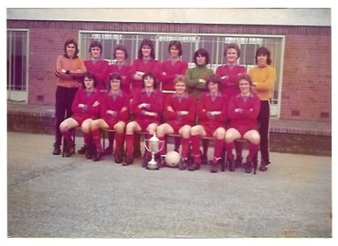 Dynevor-Senior-XI-Football-1975-76